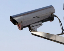 На вулицях окупованого міста Запорізької області росіяни встановлюють камери відеоспостереження