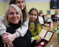 Жительницам Запорожской области присвоили звание &quot;Мать-героиня&quot;