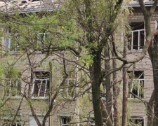 У Запоріжжі внаслідок ранкових ракетних ударів пошкоджені житлові будинки, постраждала людина - фото