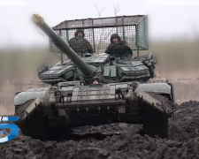 Не дають ворогу просунутися у бік Запоріжжя - як працюють танкісти 128-ї бригади на передовій (відео)