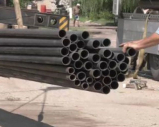 Росіян обурила допомога окупованому місту Запорізької області каналізаційними трубами