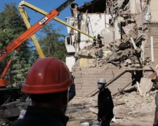 Кількість загиблих у результаті ракетного удару по будинкам у центрі Запоріжжя збільшилася до 17 людей