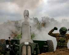 У Запорізькій області українські артилеристи вдарили по штабу і казармі окупантів