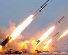 Росіяни вдарили ракетою по сільському кладовищу в Запорізькій області - відео