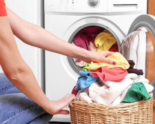 Не віджимає речі: як вирішити проблему пральної машини – поради