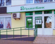 Пошта, банки та магазини - як працюватимуть установи в Запоріжжі на Великдень