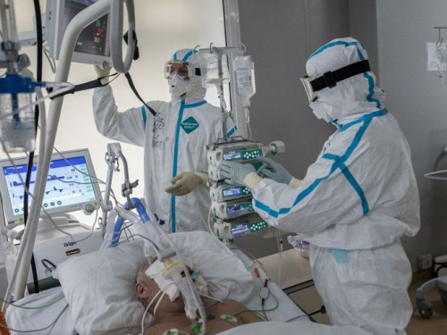 Директор запорожской больницы рассказал, почему при высокой заболеваемости COVID-19 наблюдается низкая госпитализация