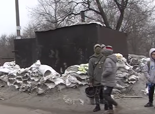У Запорізькому районі десятирічні волонтери збирають гроші на ЗСУ - відео