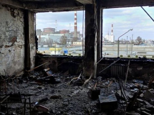 Як російські окупанти зруйнували тренувальний центр ЗАЕС в Енергодарі - фото