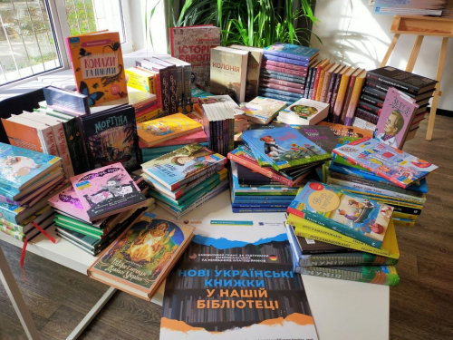 Міські бібліотеки Запоріжжя виграли 150 нових книжок - коли їх можна буде почитати