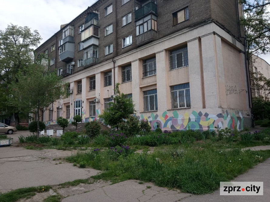 У Запорізькому художньому музеї показали сюрреалістичний калейдоскоп - фото
