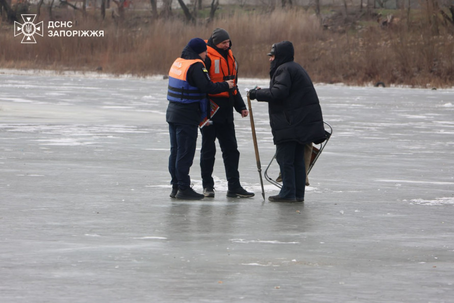 Тонка крига забирає життя: рятувальники попереджають мешканців Запоріжжя