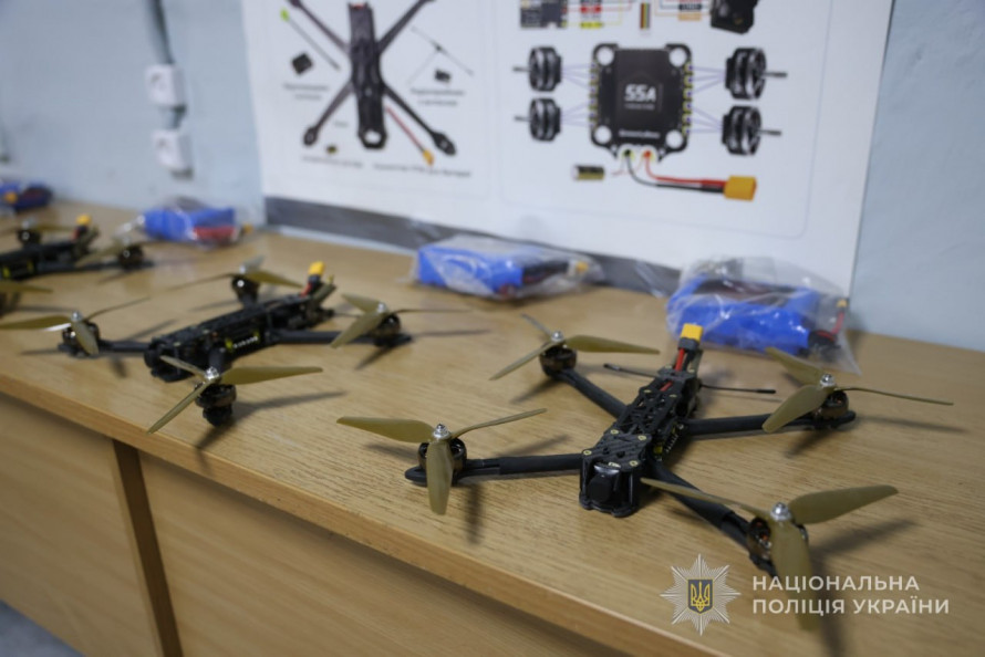 Запорізька поліція відкрила перший в Україні центр підготовки операторів БпЛА