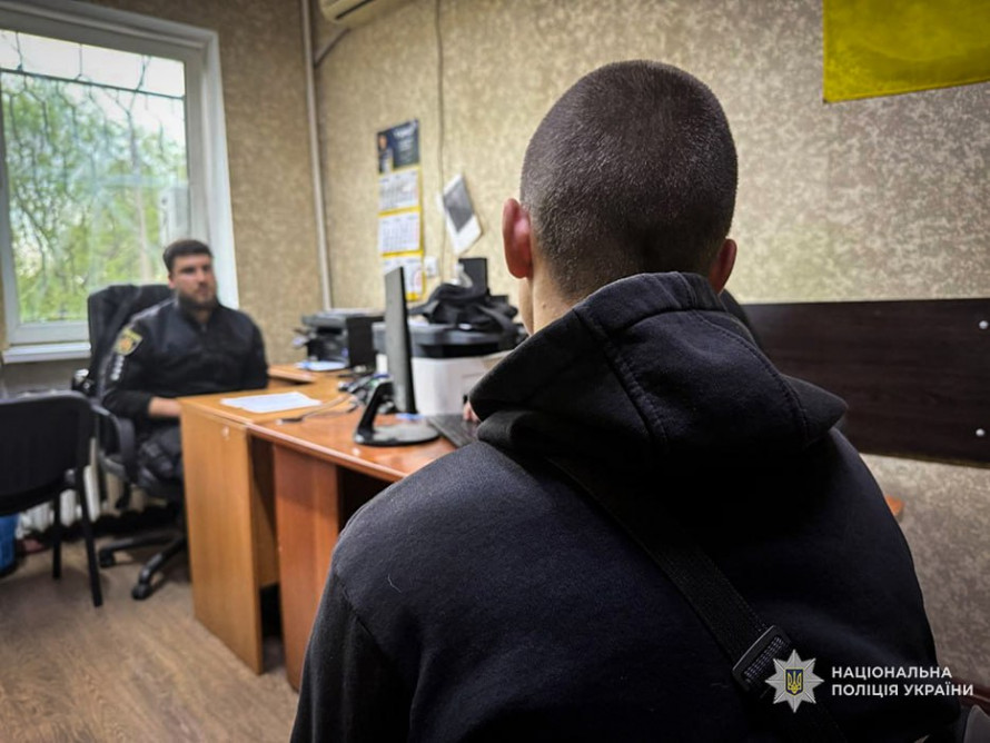 Захотілося розваг - вночі у Запоріжжі неповнолітні студенти викрали машини (фото)