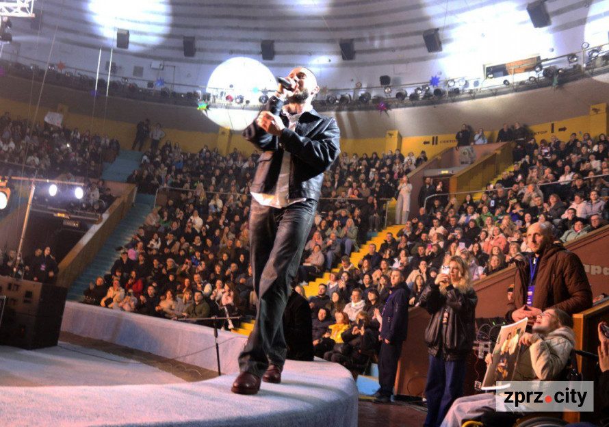 Коли зал співає разом: у Запоріжжі відбувся особливий концерт гурту "Антитіла" (фото)