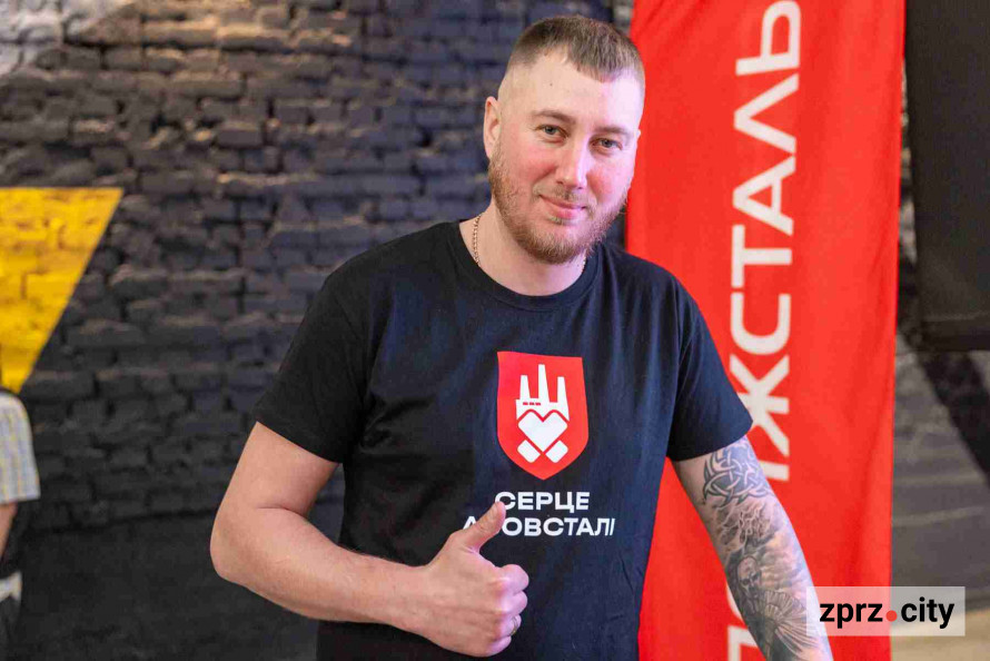 «Ми можемо тримати фронт, але не можемо тримати тил»: у Запоріжжі відбулася відкрита розмова ветеранів із громадою