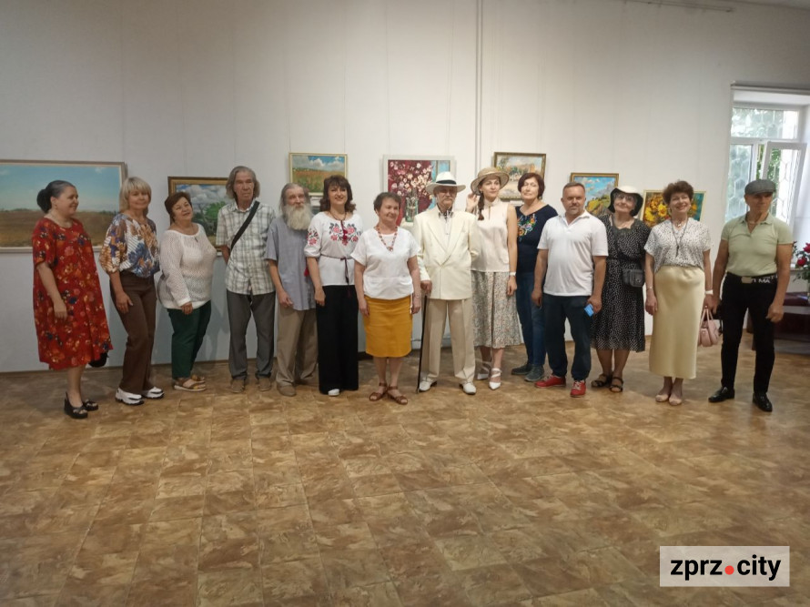 Художники показали, яким бачать прифронтове місто Запоріжжя - фото