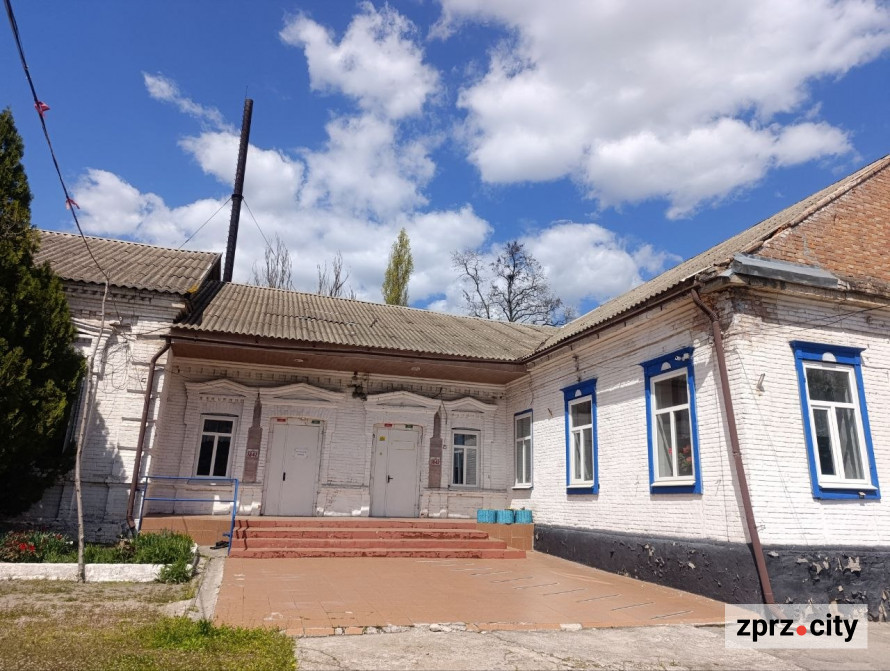 Від найстарішої школи до справжнього замку: які незвичайні менонітські будівлі можна побачити в Запоріжжі (фото)