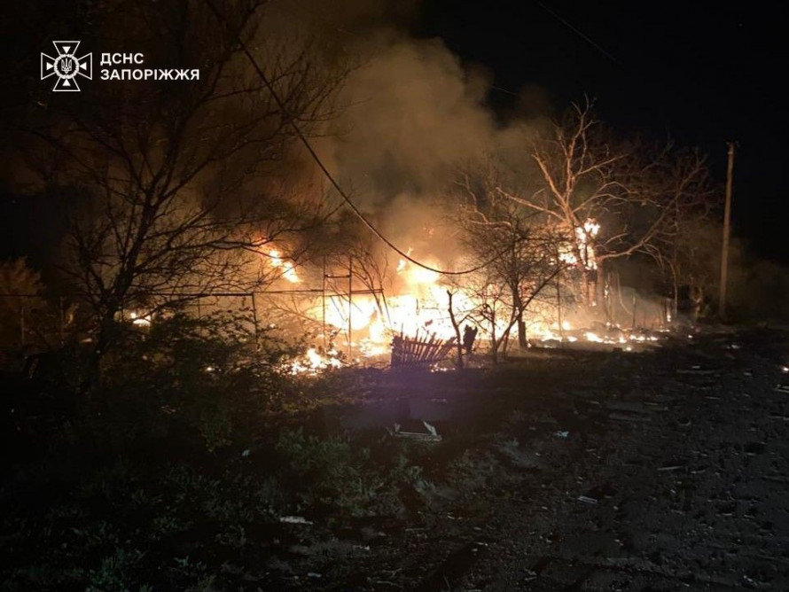 Ворог вдарив дроном по селу Запорізької області: поранена жінка - наслідки обстрілів за добу