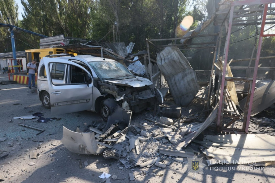 Пожежі після нічної атаки: ворог ударив по підприємствах у Запоріжжі (фото)