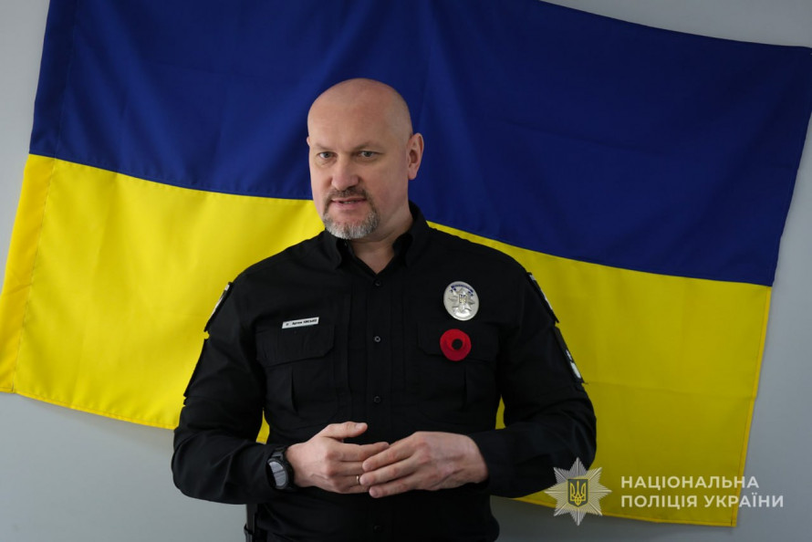 Працюватиме у прифронтових громадах та на деокупованих територіях - у Запоріжжі відкрили пересувний офіс поліції (фото)