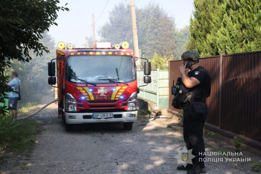 У Запоріжжі уточнили наслідки ворожого удару КАБами: що відомо станом на 17 липня (фото)