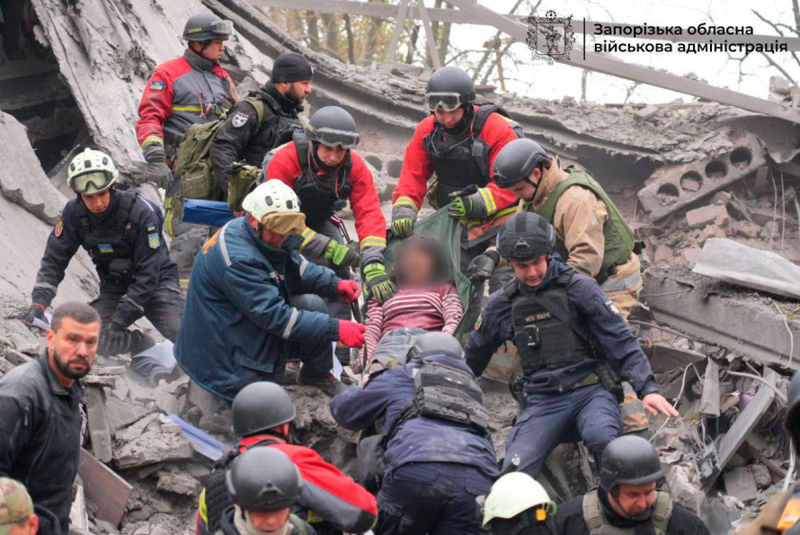 З-під завалів у Запоріжжі дістали тіло загиблого - ЗОВА