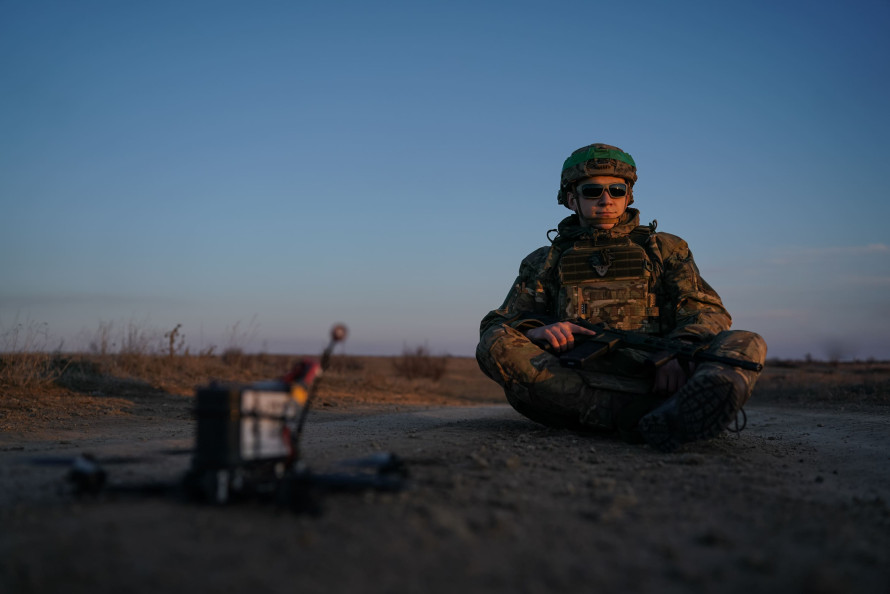Контракт 18–24 в «Азові»: які виплати та гарантії отримають молоді військові