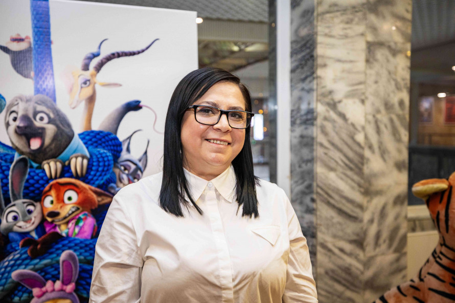 Кіно для своїх: у Запоріжжі ветеранам влаштували сімейний кіновечір