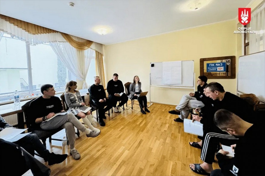 «Серце Азовсталі» провело навчальний кемп командостворення для тренерів з посттравматичного зростання