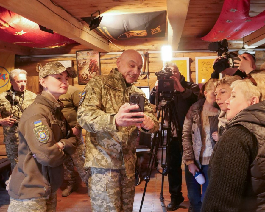 "Зараз мандруємо дорогами війни": власник відомої туристичної компанії служить на Запорізькому напрямку