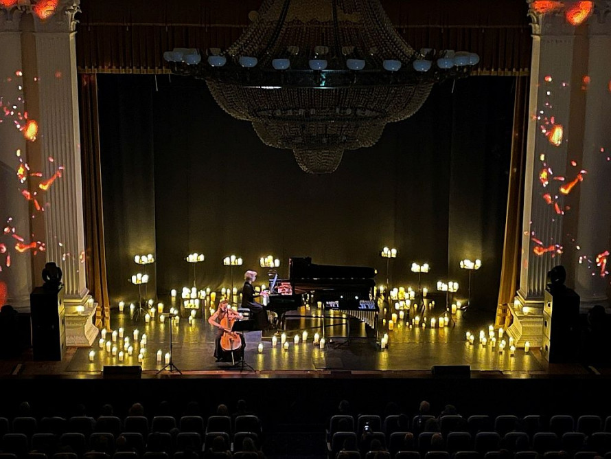 «Мелодії при свічках» у запорізькій філармонії пройшов дуже атмосферний концерт
