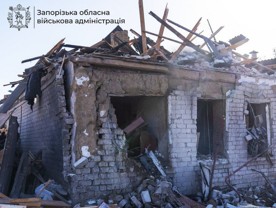 Атакували КАБами та дронами - на Запоріжжі внаслідок російських обстрілів є загиблий та поранені