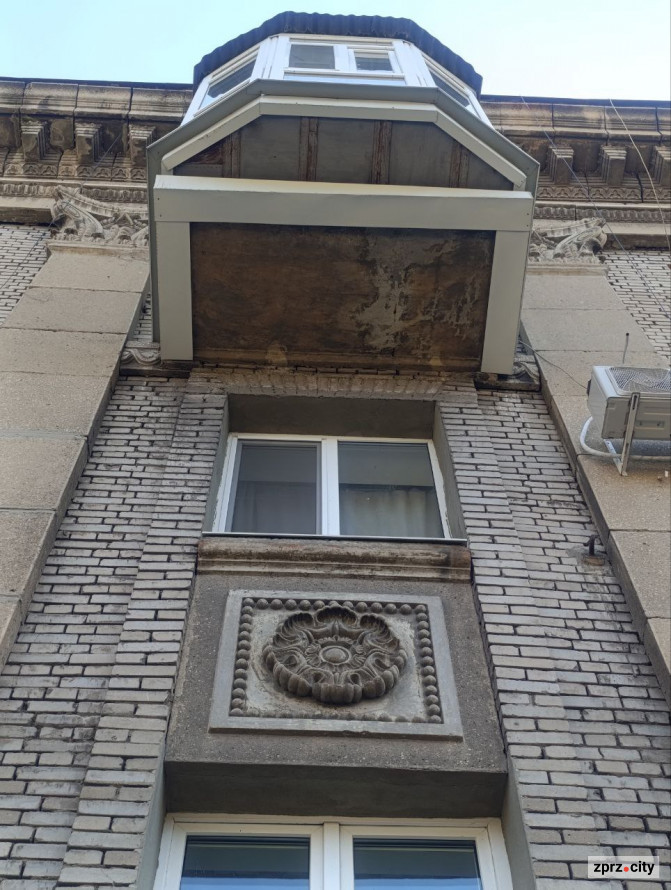 Атмосфера старого міста: які незвичайні будівлі можна побачити в історичному центрі Запоріжжя (фото)