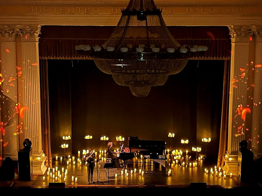 «Мелодії при свічках» у запорізькій філармонії пройшов дуже атмосферний концерт