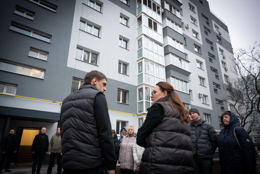 Завершують основні роботи - у Запоріжжі виходить на фініш ремонт дев’ятиповерхівки (фото)