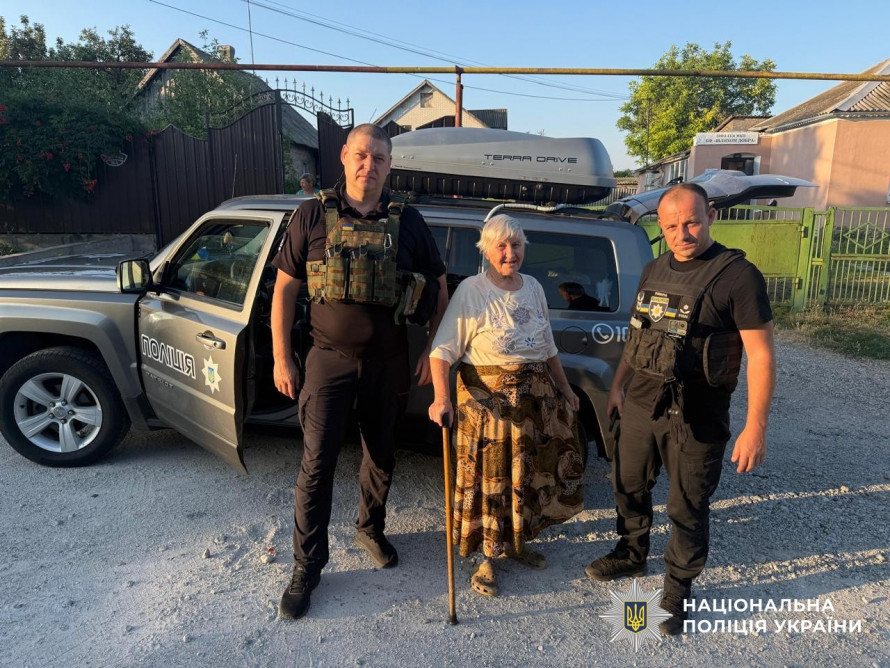 "Найстрашніше - не довезти": як відбувається евакуація з прифронтових громад на Запоріжжі (фото, відео)