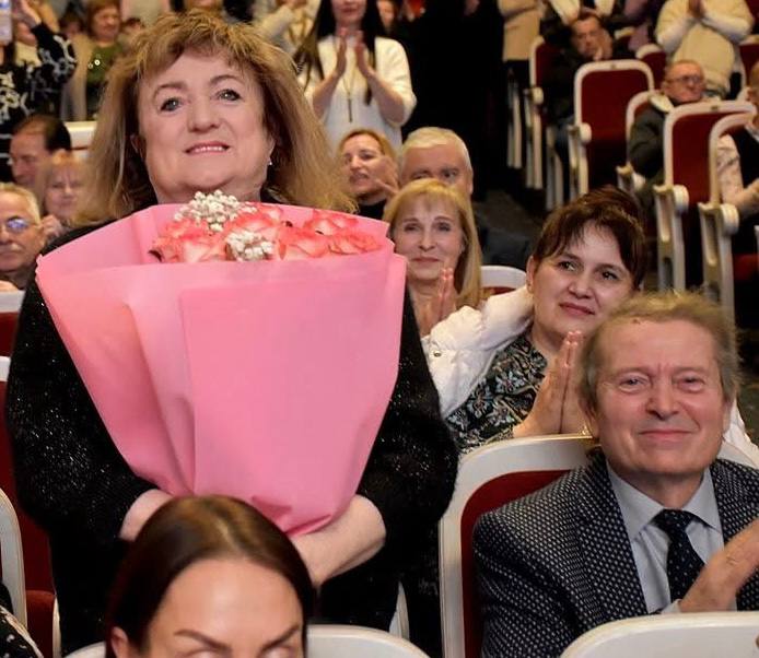 Усі твори неймовірні - у Запоріжжі авторський концерт відомої композиторки зібрав зірок філармонії