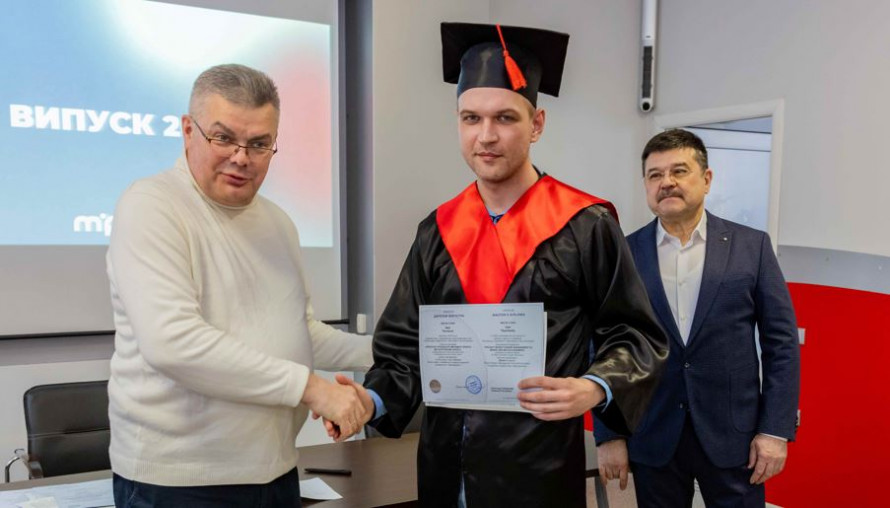 Інженери, які змінюють промисловість: у Метінвест Політехніці відбувся випуск магістрів