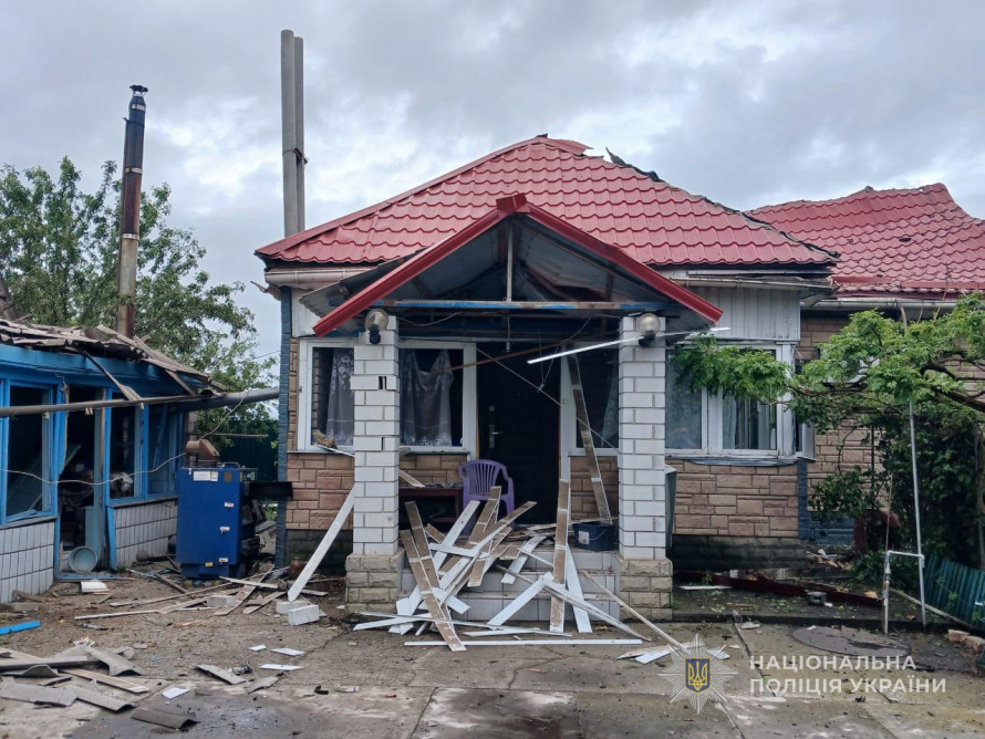 З прифронтового села на Запоріжжі евакуювали родину з маленькою дитиною
