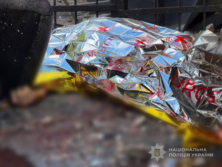 Три КАБи вдарили по Запоріжжю: під завалами шукають людей, є загиблий і поранені (фото, відео)