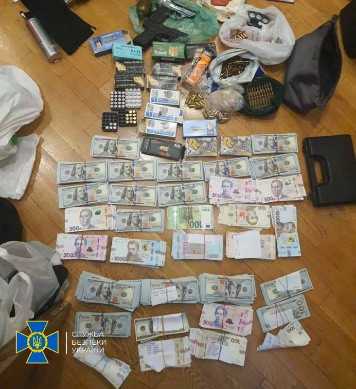 Погрози, захоплення офісу та мільйони готівки: у Запоріжжі викрили банду під контролем "злодія в законі"