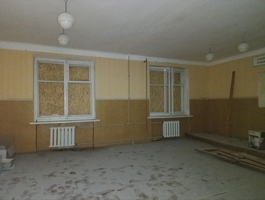 Починали з трьох столів: як Пологівський ліцей після окупації відновився у Запоріжжі і допомагає захисникам