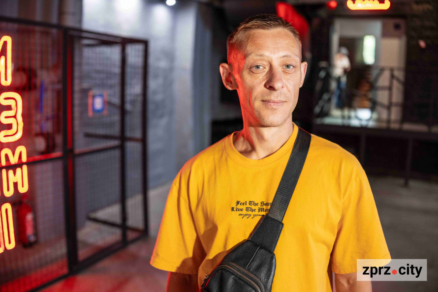 "За цим майбутнє": у Запоріжжі ветеранів навчали використовувати штучний інтелект