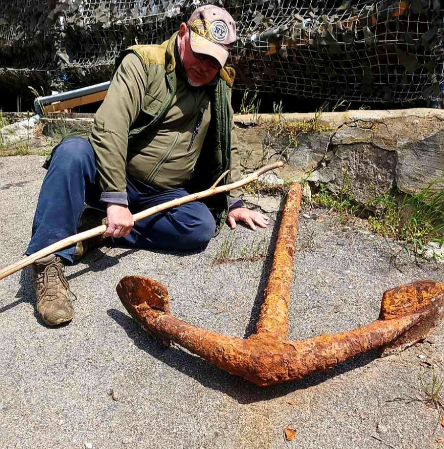 Таємниці Чорної скелі: на Хортиці виявили артефакти різних епох (фото)