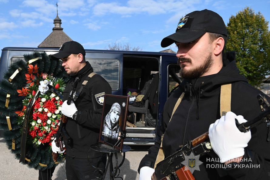 Назавжди в строю - у Запоріжжі попрощалися із загиблим поліцейським-спецпризначенцем Сергієм Ярмоновим (фото, відео)