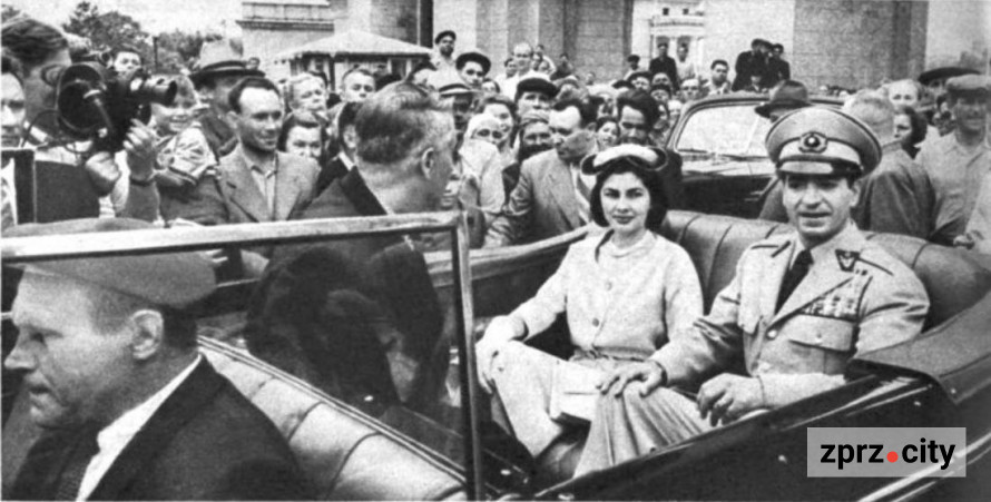 Шах Ірану в Запоріжжі – як його зустрічали містяни (унікальне фото)