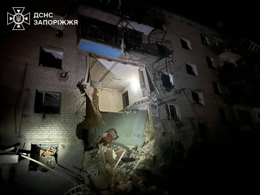 Росіяни атакували Комишуваху авіабомбами - є загиблий та поранені (фото)