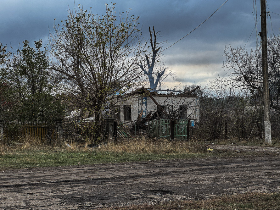 Як село у Запорізькій області оговтується після авіаудару - фото