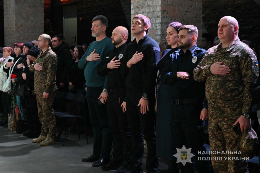 Нагороди, відданість і пам’ять про полеглих Героїв - в Запоріжжі відзначили День ЗСУ (фото)